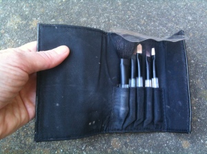 A compact makeup brush set suitable for travel