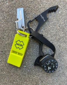 Handy keychain with tools